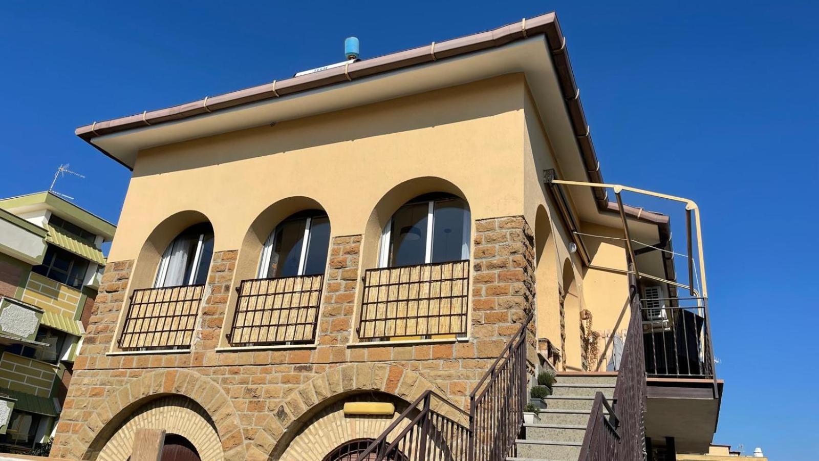 Koru House Torvaianica Villa Екстериор снимка